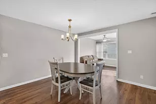 2310 Hudson Rd, Valparaiso, IN 46385 - Photo 11