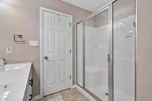 2310 Hudson Rd, Valparaiso, IN 46385 - Photo 15