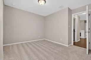 2310 Hudson Rd, Valparaiso, IN 46385 - Photo 17