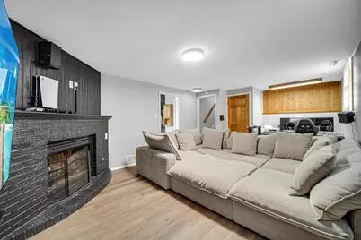 241 Brandt Place, Hobart, IN 46342 - Photo 13