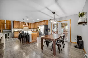 241 Brandt Pl, Hobart, IN 46342 - Photo 5