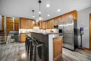 241 Brandt Pl, Hobart, IN 46342 - Photo 3