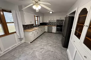 109 Iowa St, LaCrosse, IN 46348 - Photo 7