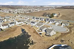 2215 E 109th Pl, Crown Point, IN 46307 - Photo 29