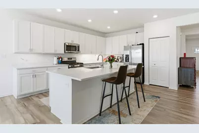 2215 E 109th Place, Crown Point, IN 46307 - Photo 11