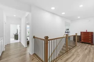 2215 E 109th Pl, Crown Point, IN 46307 - Photo 5