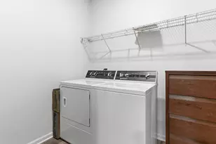 2215 E 109th Pl, Crown Point, IN 46307 - Photo 25