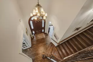 7216 Fawn Valley Dr, Schererville, IN 46375 - Photo 9