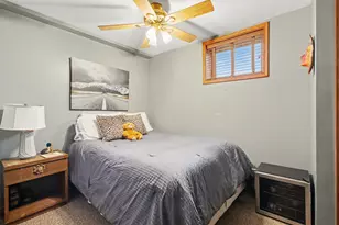 22 Covington Dr, Valparaiso, IN 46385 - Photo 31