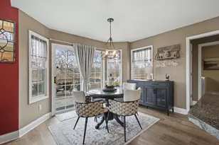 22 Covington Dr, Valparaiso, IN 46385 - Photo 11