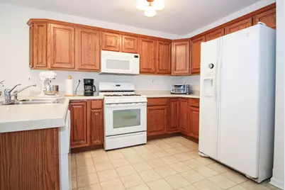 1281 Medlee Drive, Hobart, IN 46342 - Photo 9