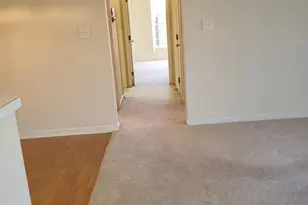 2720 Georgetowne Dr, Highland, IN 46322 - Photo 9