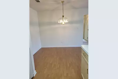 2720 Georgetowne Drive #B2, Highland, IN 46322 - Photo 7