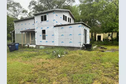 711 W 4th Street, Michigan City, IN 46360 - Photo 3