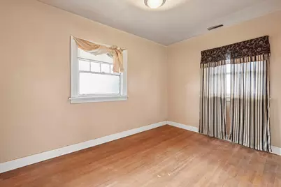 568 Johnson Street, Gary, IN 46402 - Photo 17