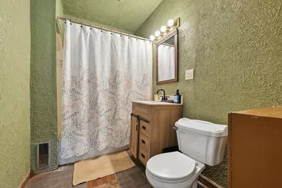 568 Johnson Street, Gary, IN 46402 - Photo 17