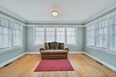 568 Johnson Street, Gary, IN 46402 - Photo 9