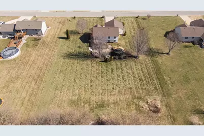 920 Plantation Road, Valparaiso, IN 46385 - Photo 13