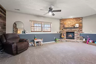 920 Plantation Rd, Valparaiso, IN 46385 - Photo 23