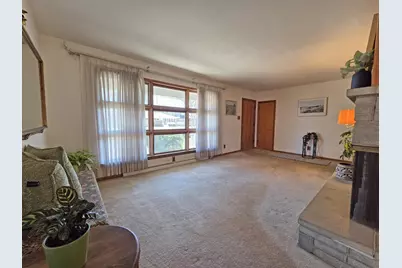 8226 Kooy Drive, Munster, IN 46321 - Photo 7