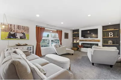 699 W Maple Lane, La Porte, IN 46350 - Photo 5