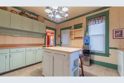 401 E Street, La Porte, IN 46350 - Photo 9