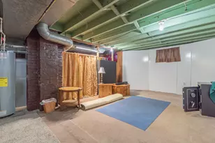 401 E St, La Porte, IN 46350 - Photo 27