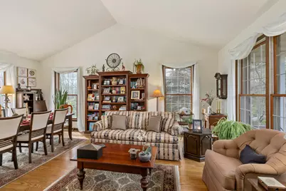328 E Tratebas Road, Chesterton, IN 46304 - Photo 5