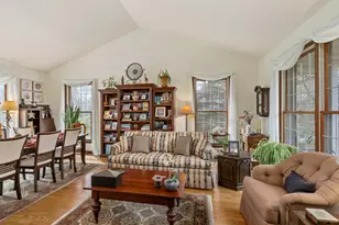 328 E Tratebas Rd, Chesterton, IN 46304 - Photo 5