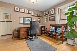 328 E Tratebas Rd, Chesterton, IN 46304 - Photo 9