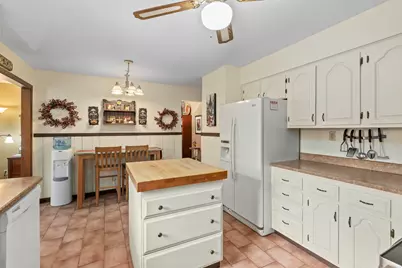 328 E Tratebas Road, Chesterton, IN 46304 - Photo 11