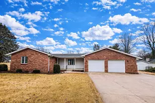 525 E Babcock Ln, Rensselaer, IN 47978 - Photo 1