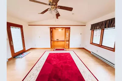 525 E Babcock Lane, Rensselaer, IN 47978 - Photo 11