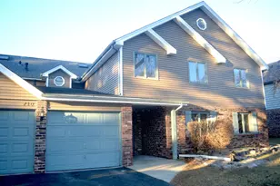 710 Knoxbury Dr, Schererville, IN 46375 - Photo 1