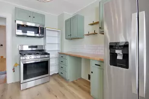 1944 Warwick Ave, Whiting, IN 46394 - Photo 9