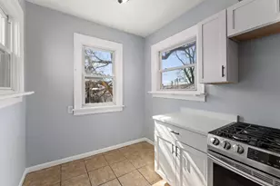 2622 163rd Pl, Hammond, IN 46323 - Photo 9