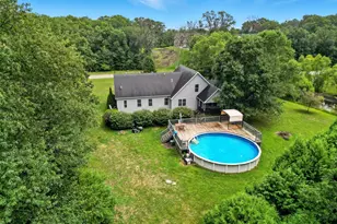 10370 Cynthia Ln, Wheatfield, IN 46392 - Photo 5