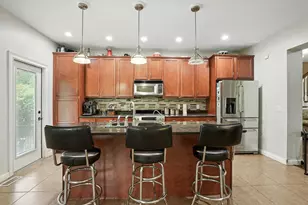 10370 Cynthia Ln, Wheatfield, IN 46392 - Photo 9