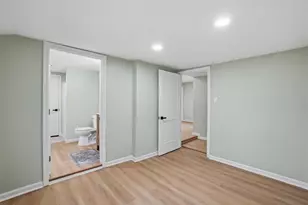 238 N Nichols St, Lowell, IN 46356 - Photo 9