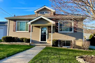 1001 Institute St, Valparaiso, IN 46383 - Photo 1