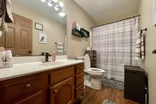 1001 Institute St, Valparaiso, IN 46383 - Photo 7