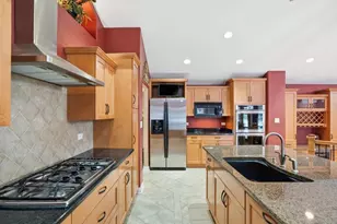 1527 Tanglewood Dr, Schererville, IN 46375 - Photo 5