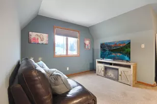 1421 Lakeview Dr, Schererville, IN 46375 - Photo 13