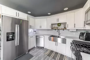 455 Marian Dr, Valparaiso, IN 46385 - Photo 11