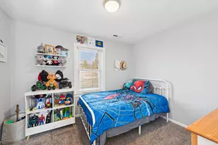 127 S 14th St, Chesterton, IN 46304 - Photo 11