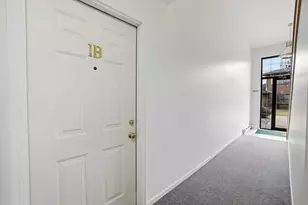 9735 Wildwood Ct, Highland, IN 46322 - Photo 27