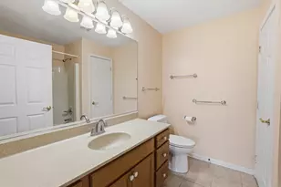 9735 Wildwood Ct, Highland, IN 46322 - Photo 13