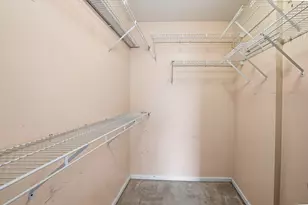 9735 Wildwood Ct, Highland, IN 46322 - Photo 15