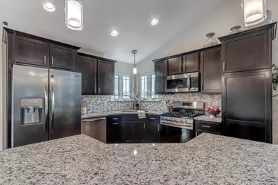 612 Village Point, Chesterton, IN 46304 - Photo 7