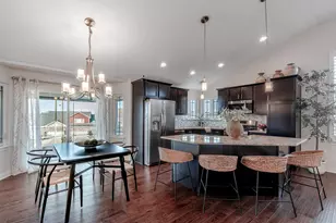 612 Village Point, Chesterton, IN 46304 - Photo 5